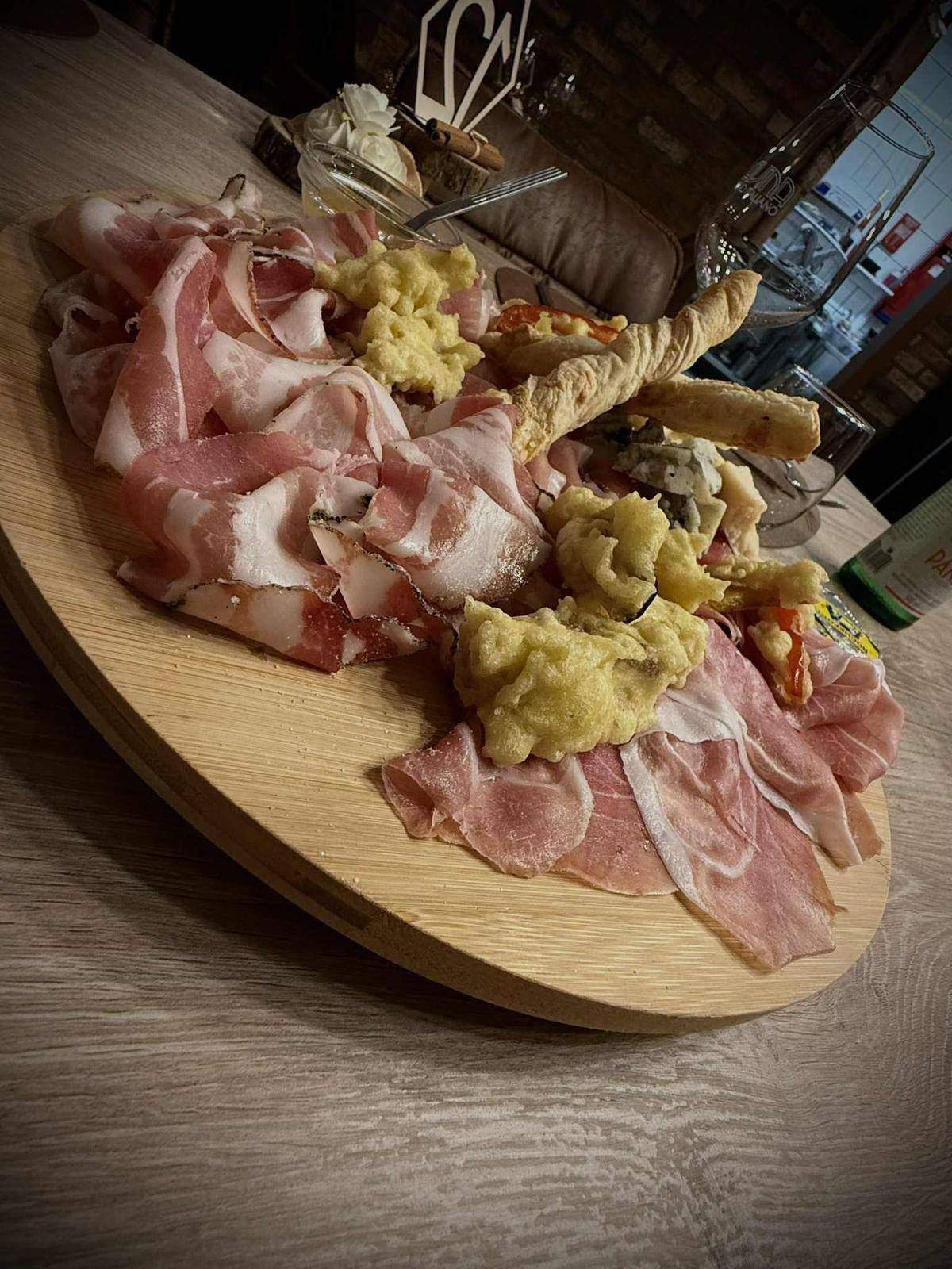 Planche de charcuteries et fromages italiens — Come di noi, Seraing