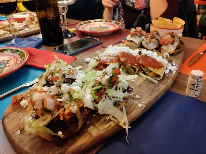 Assortiment d'entrées mexicaines — El Mexicanito, Charleroi