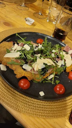 Escalope de veau à l'italienne — Il Ponticello, La Louvière