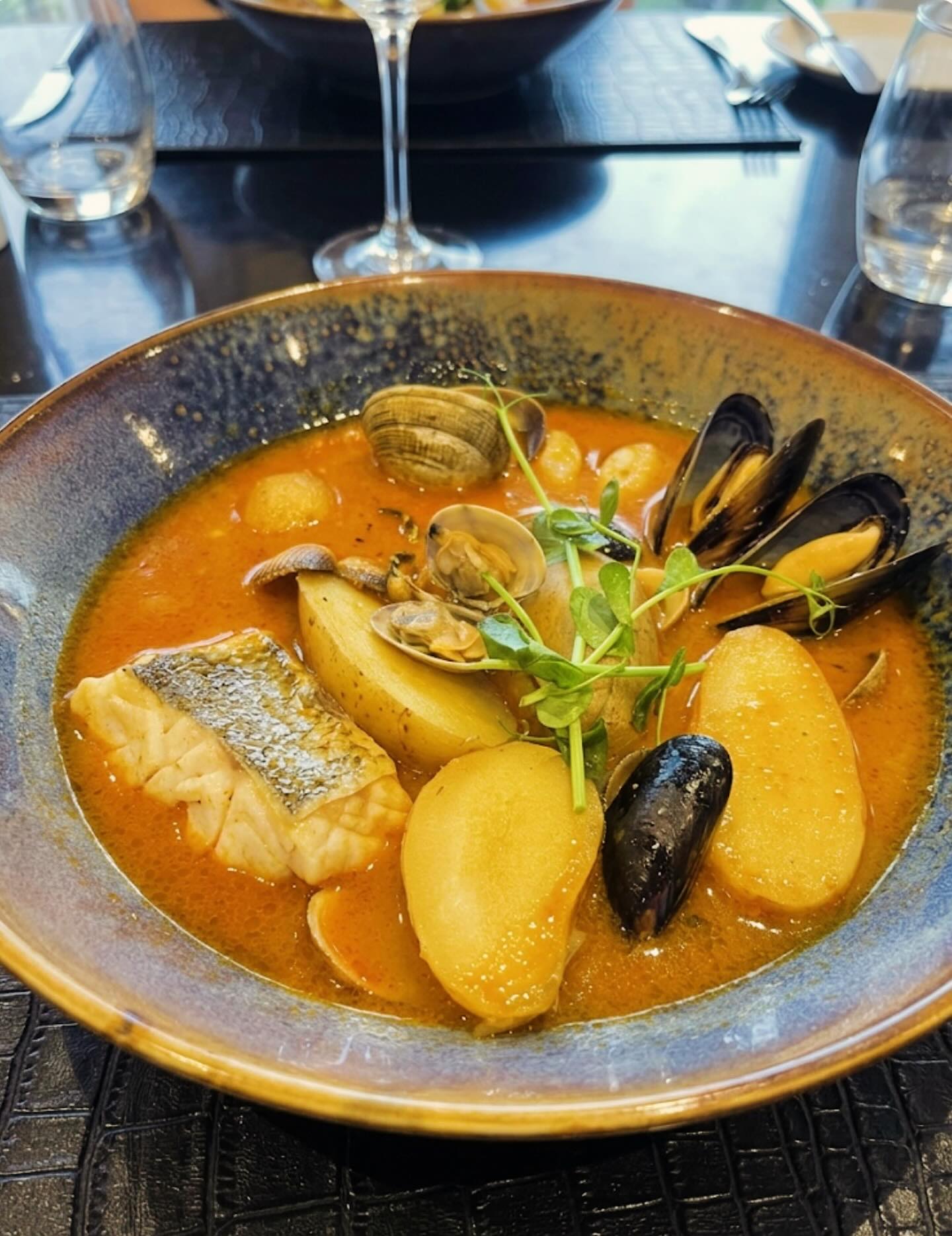 Cassolette de poissons façon bouillabaisse