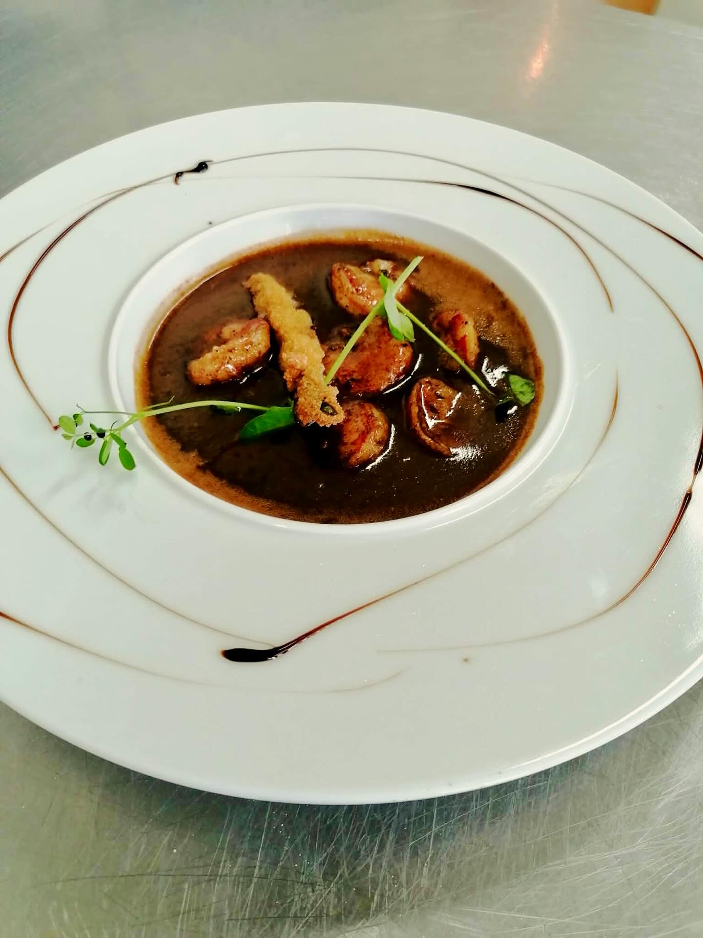 Rognons de veau à la moutarde de Meaux