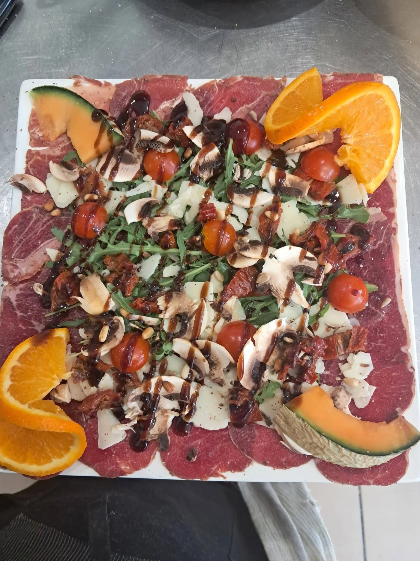 Assiette dressée par L'eau à la Bouche