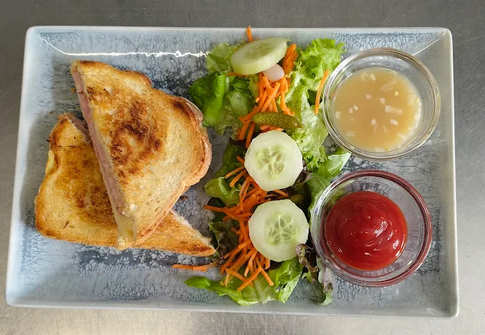 Croques et omelettes